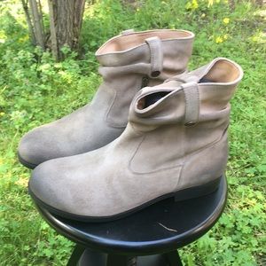 NEW Birkenstock Sarina Women’s Sz 41 US10 Taupe